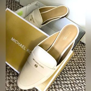 New mules Michael Kors. They haven’t been used.
